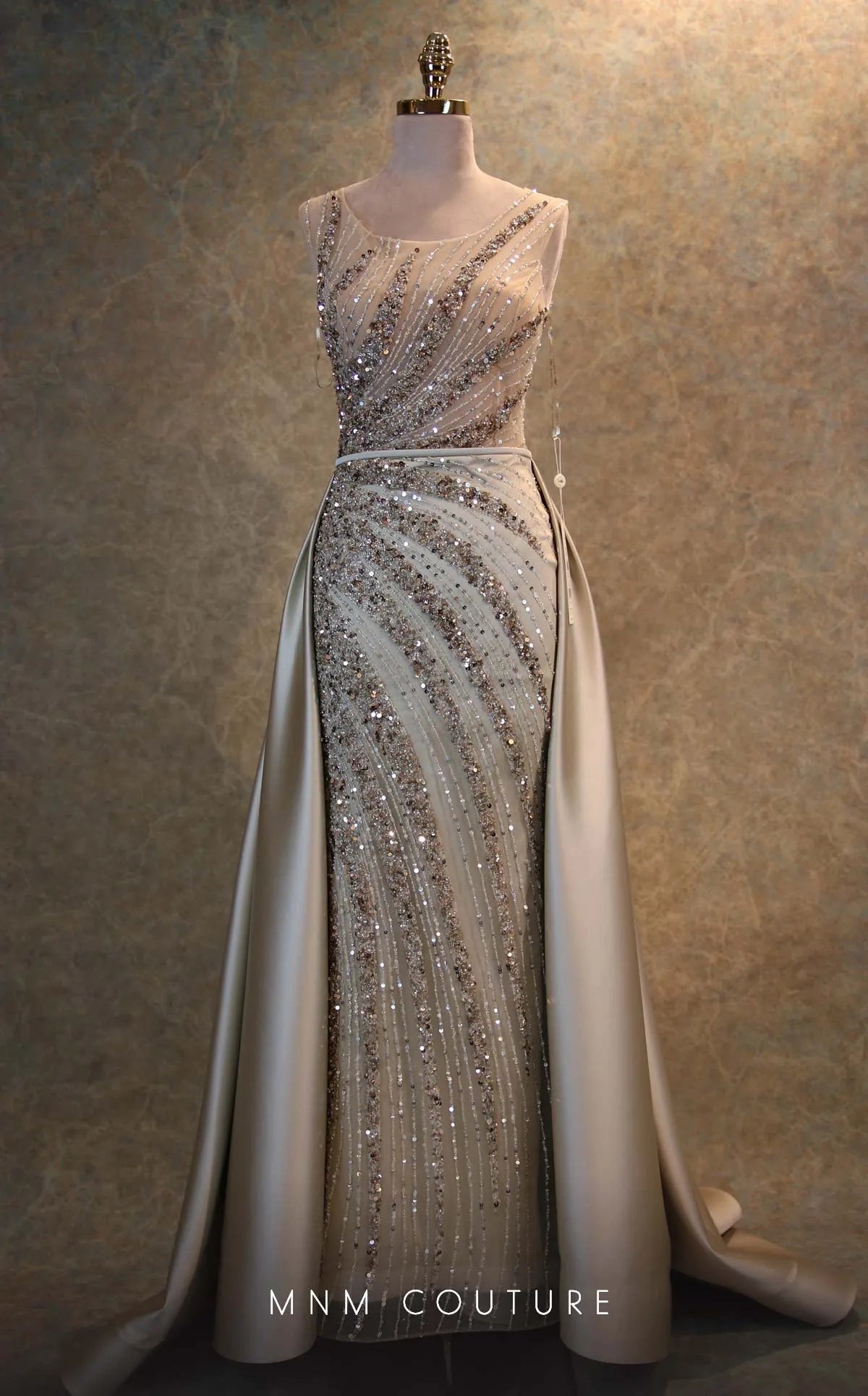 Mnm Couture MNM Couture V6397