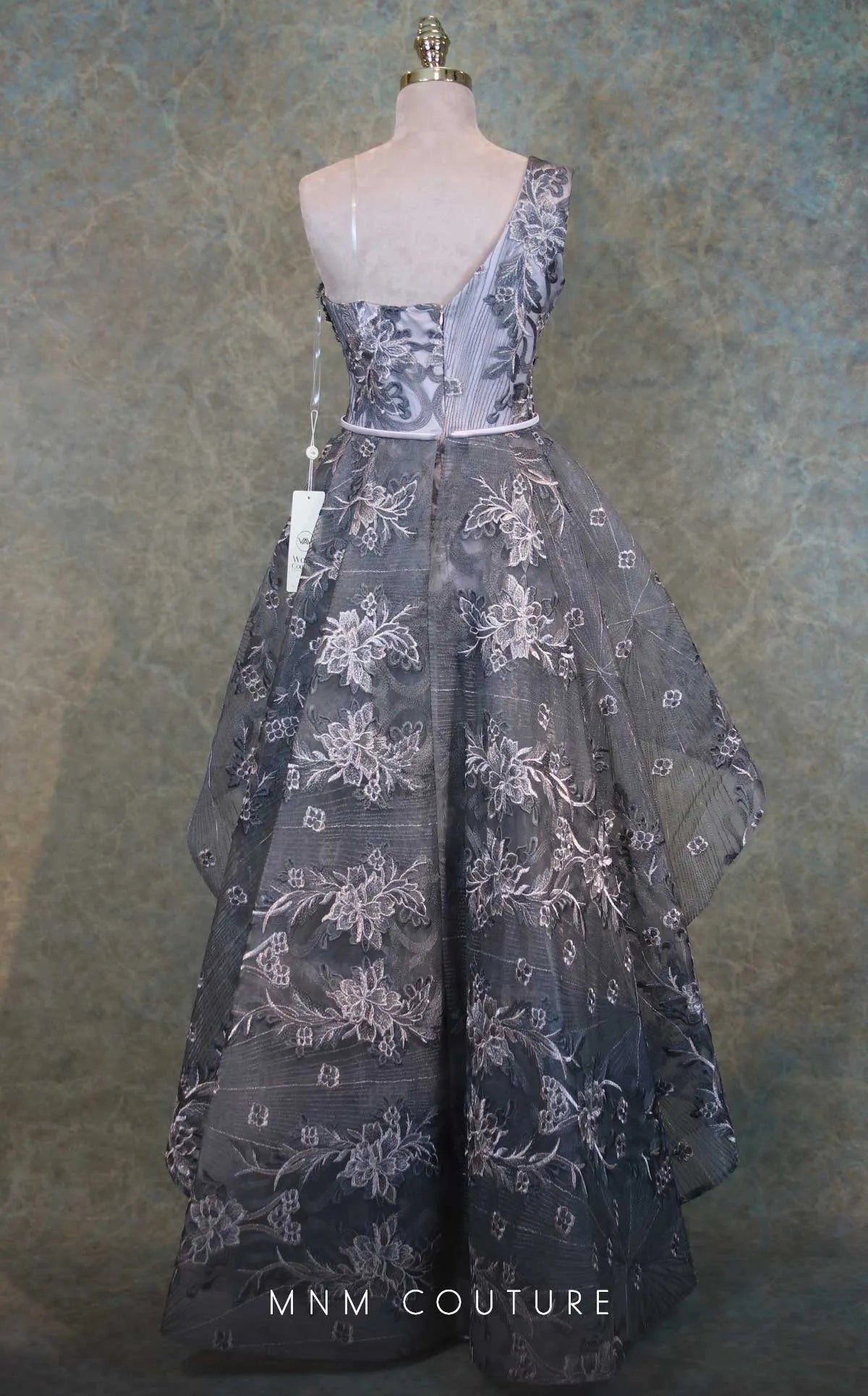 Mnm Couture MNM Couture V6418