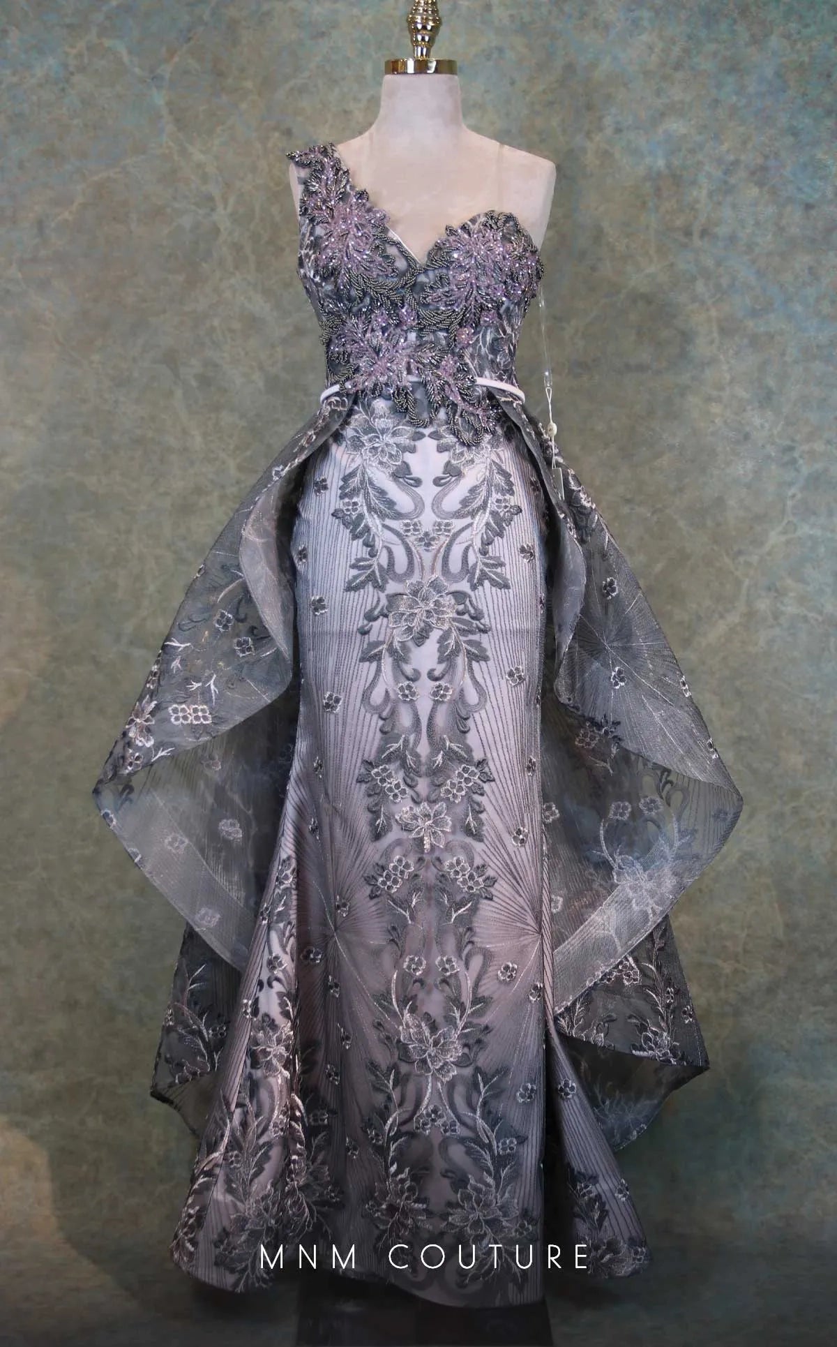 Mnm Couture MNM Couture V6418