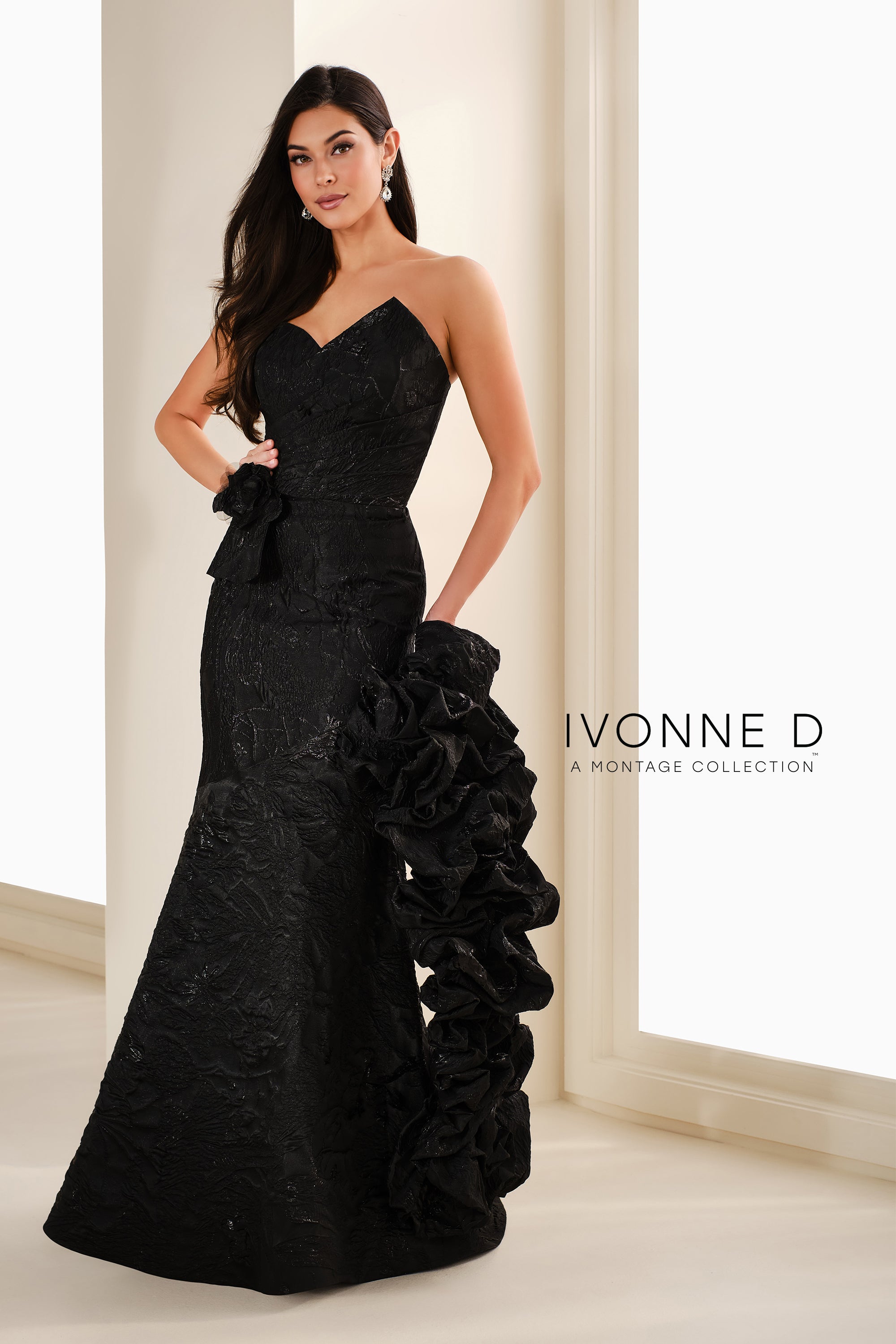 Mon Cheri Ivonne D mother of bride dress Ivonne D ID1405