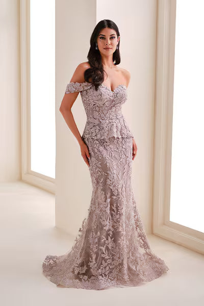 Ivonne D ID1209
