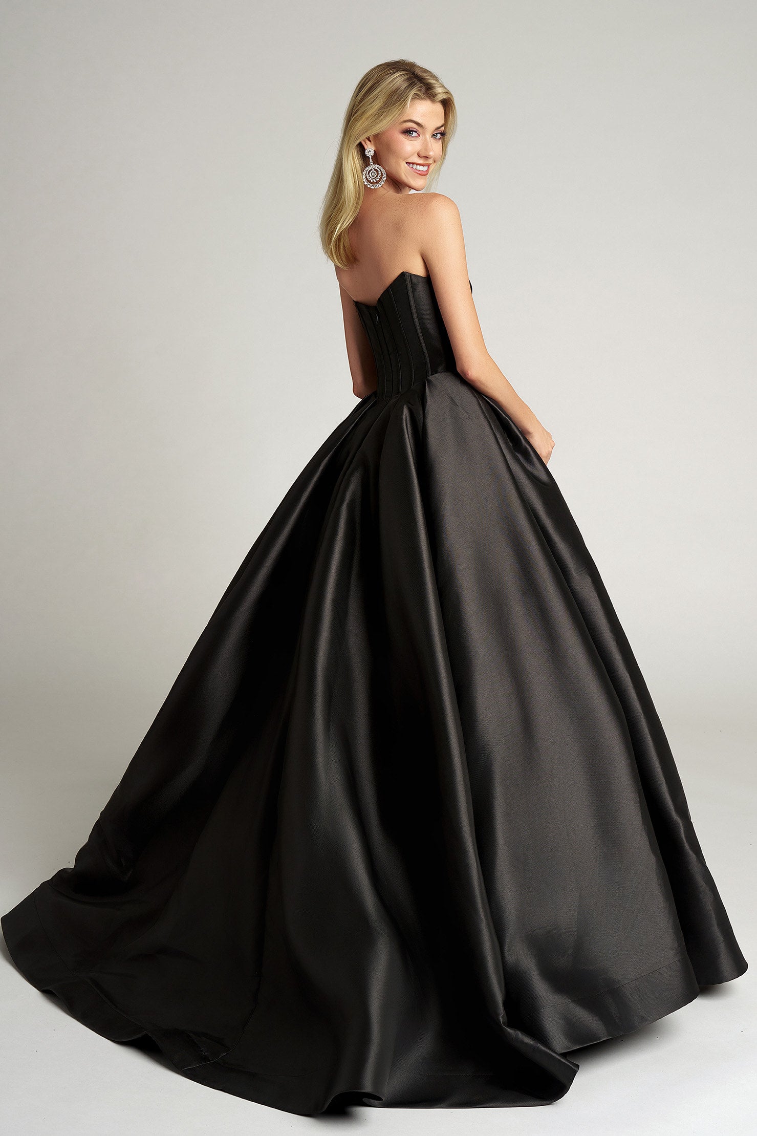 Portia & Scarlett Portia and Scarlett Prom Dresses 2026 Portia And Scarlett PS26315E Evening Gown